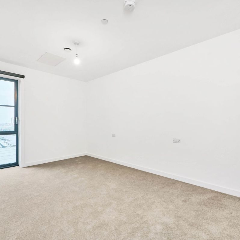 New Road, Dagenham, London, RM9 - Photo 1