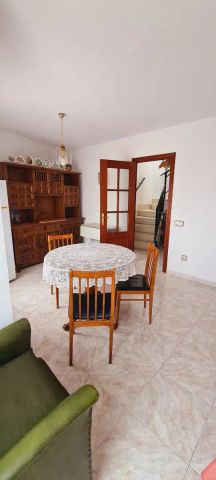 Casa adosada de alquiler en Calle del Castillo, 48, El Tiemblo - Photo 2