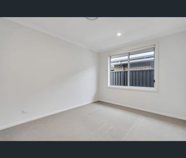 6 Dusty Way, Catherine Field, NSW 2557 - Photo 1