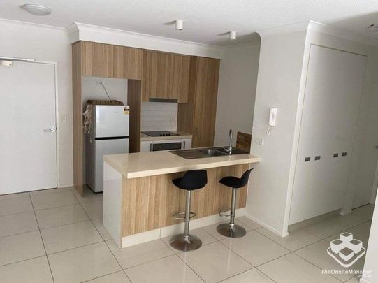 2 bedroom apartment in Southport - Photo 1