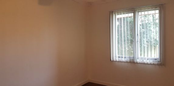 NESTLED IN THE HEART OF ARMADALE - Photo 2