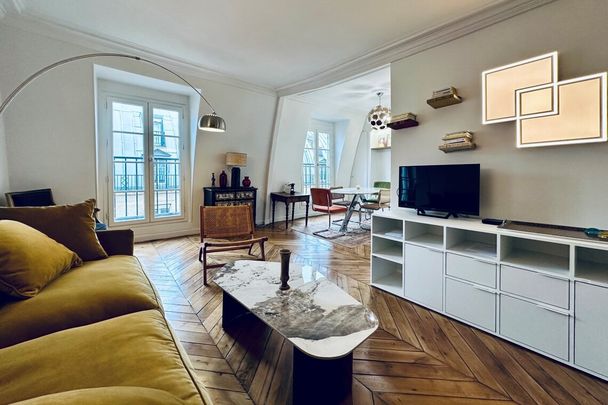 Appartement à louer rue Saint-Honoré, Paris 1er - Photo 1