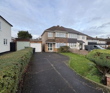 Melvyn Close, Waltham Cross, Goffs Oak - Photo 1