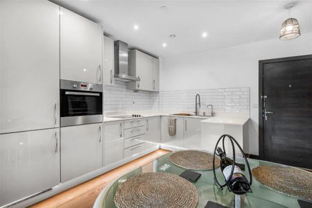 1 bedroom apartment to rent - Photo 4
