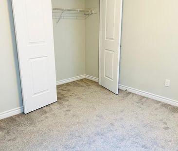 For Lease - 22 Pondcliffe Drive, Kitchener, Ontario - Photo 1