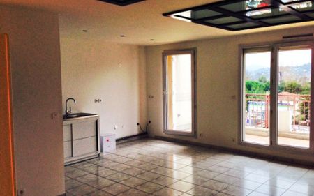 Appartement à louer 3 pièces • La Roquette-sur-Siagne - Photo 3