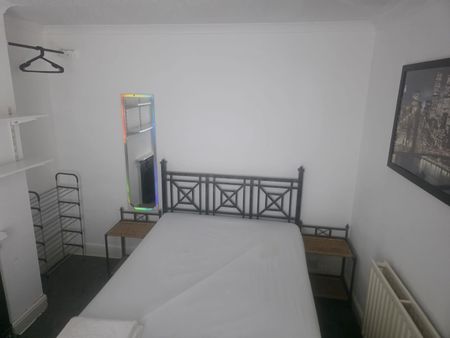 Room in a Shared House, Siddeley Avenue, CV3 - Photo 4