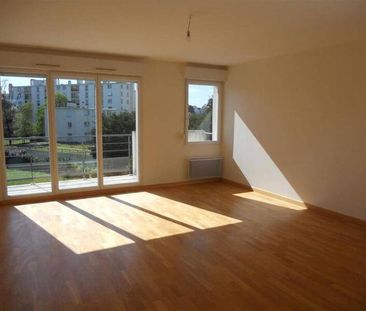 Appartement 4 pièces - - Photo 2