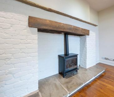 4 bedroom semi-detached house to rent - Photo 6