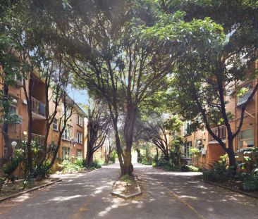 POSITION PERFECT ON ACLAND STREET - Photo 3