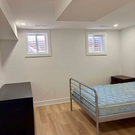 For Lease - 2513 Benedet Drive, Mississauga, Ontario - Photo 2