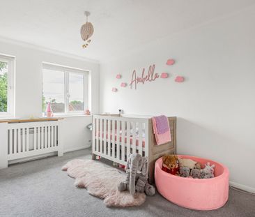 Scotts Avenue, Sunbury-on-Thames, Surrey, TW16 7ES - Photo 5