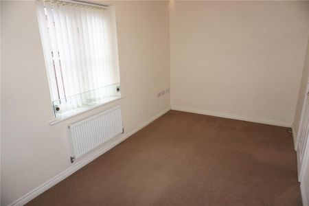 2 bedroom semi-detached house to rent - Photo 3