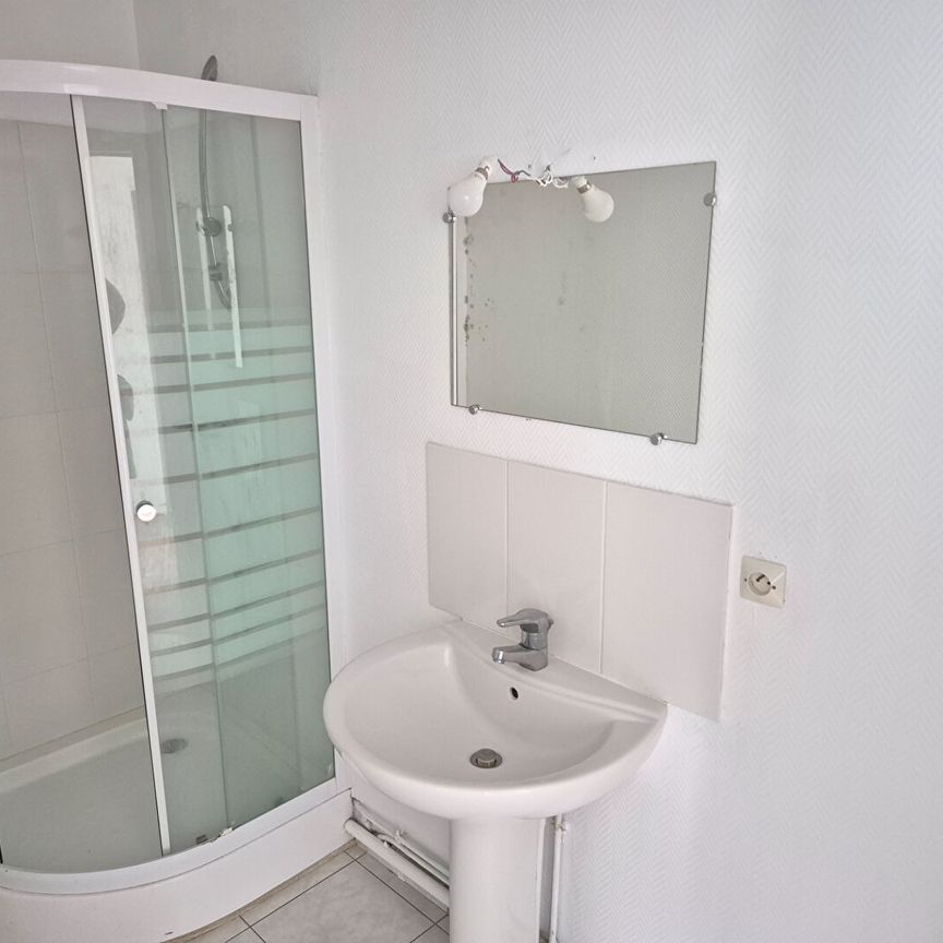 A LOUER Appartement 50000 Saint-lo 2 pièce(s) 46.60 m2 - Photo 1