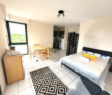 Location Appartement 29m² CALAIS 62100 - Photo 2