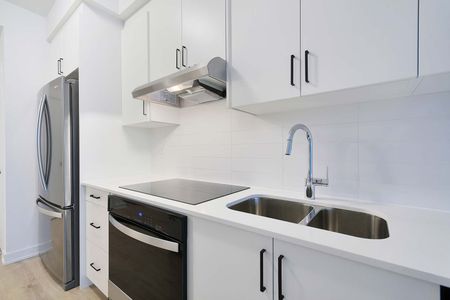 For Lease - 1035 Southdown Road Unit# 308, Mississauga, Ontario - Photo 3