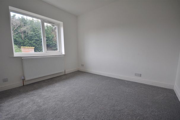 67 Hawfield Lane, Burton-On-Trent, DE15 0BX - Photo 1