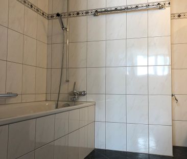 Charmante 3-Zimmer-Dachwohnung zu vermieten - Photo 2
