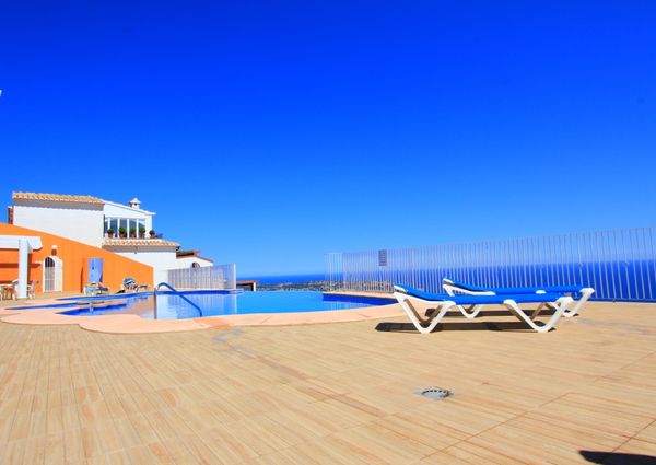 2 bedroom sea view apartment for rent in Cumbre del Sol