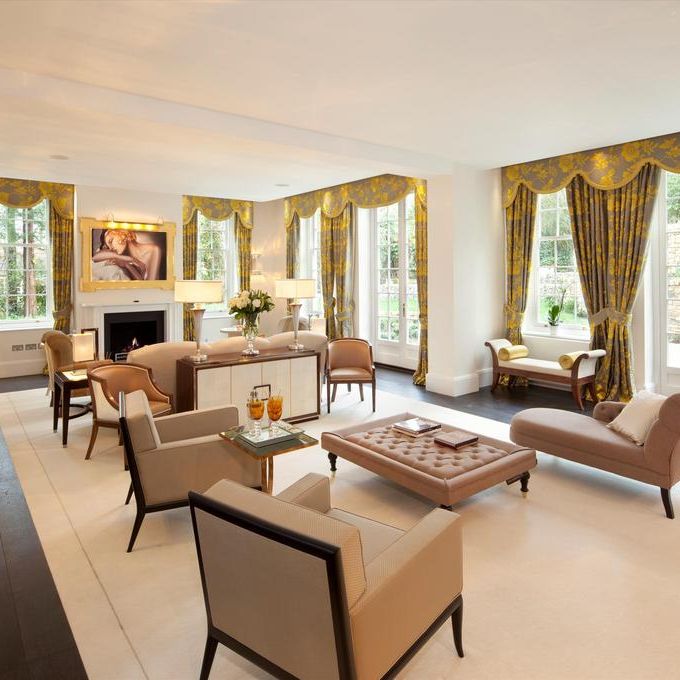 6 bedroom detached house to rent - Photo 1