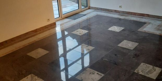 Penthouse te huur in Nederename voor € 695 met 1 slaapkamer - Photo 1