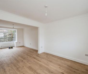 Beaumont Crescent, St. Thomas, SWANSEA - Photo 2