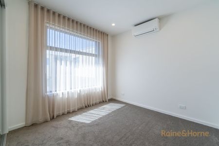 Stylish Modern Living in a Prime Location - Photo 3