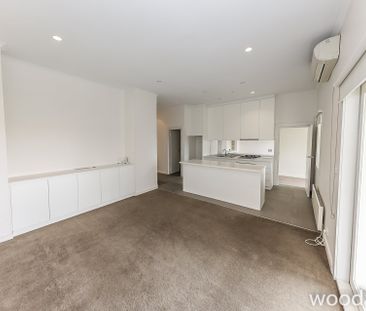 Modern &Spacious 2-Bedroom Apartment with Stunning Views! - Photo 1