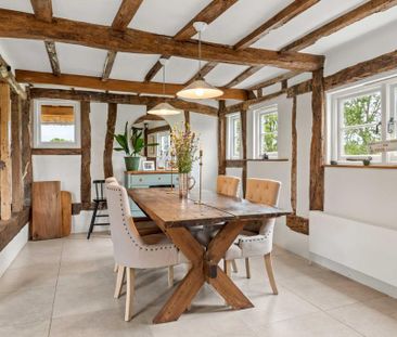 4 bedroom detached house to rent - Photo 6