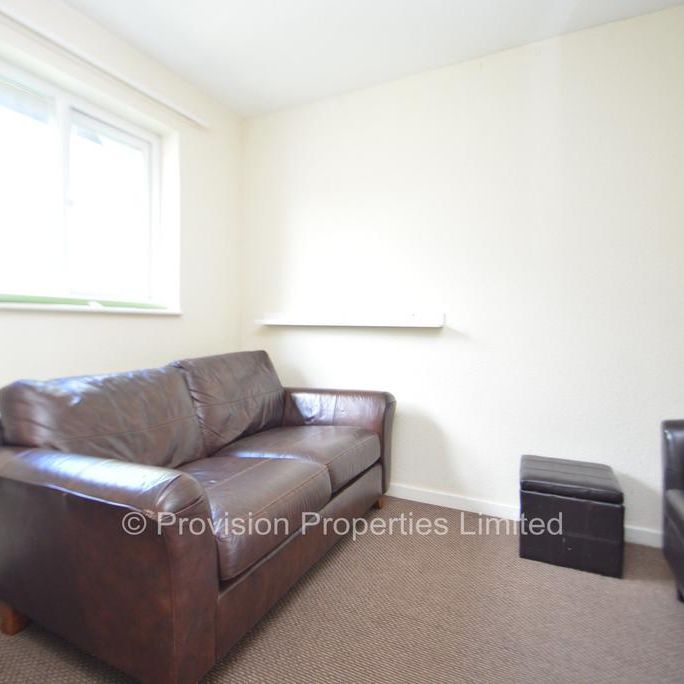 4 bedroom townhouse to rent - Photo 1