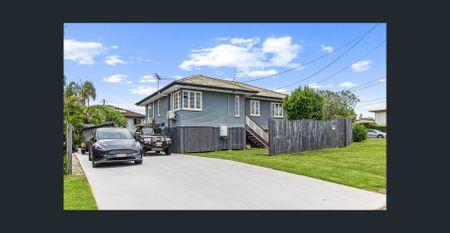 Contemporary Comfort and Easy Living - Photo 4