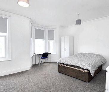 4 bedroom house to rent - Photo 3