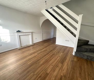 2 bedroom semi-detached house to rent - Photo 1