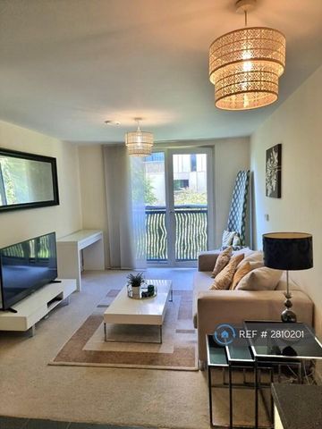 1 bedroom flat to rent - Photo 2