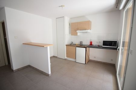 Location Appartement 2 pièces 48m² LIMOGES 87000 - Photo 2