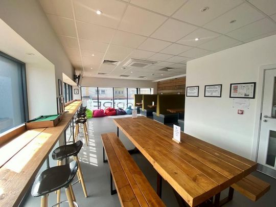 2 bedroom flat to rent - Photo 1