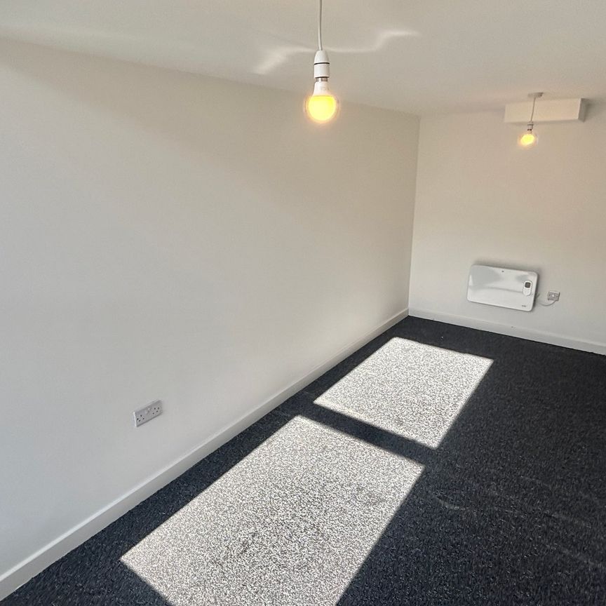 Madeira Road, Weston Super Mare - Photo 1