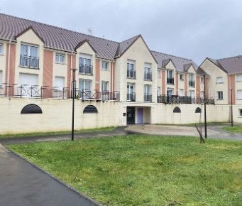 Location Appartement 3 pièces 71m² - Photo 4