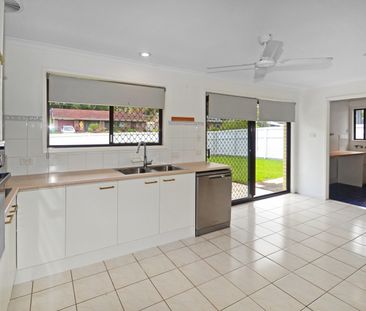 26 Lowanna Drive, Ashmore QLD 4214 - House For Rent | Domain - Photo 2