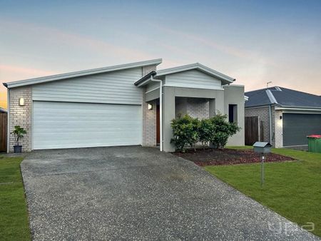 4 Ioannou Place, Coomera - Photo 3