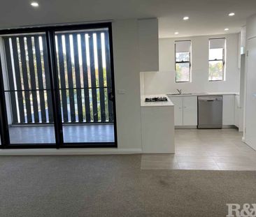 Well presented 2 bedroom apartment - Photo 1