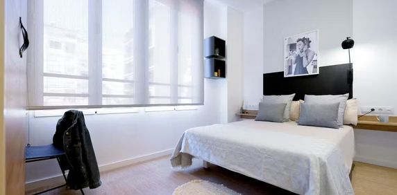 Calle Salamanca, Valencia, Valencian Community 46005 - Photo 2