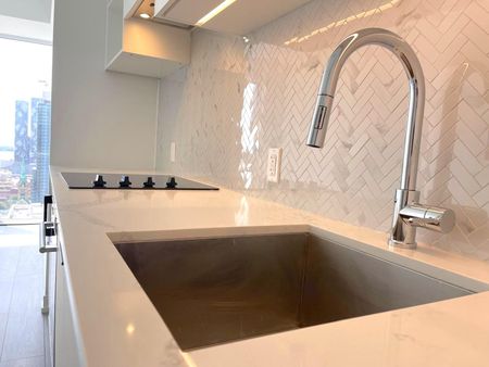 For Lease - 82 Dalhousie Street Unit# 4005, Toronto, Ontario - Photo 4