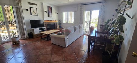 Chalet en alquiler en Malaga - Photo 5