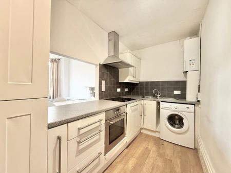 1 bedroom flat to rent - Photo 2