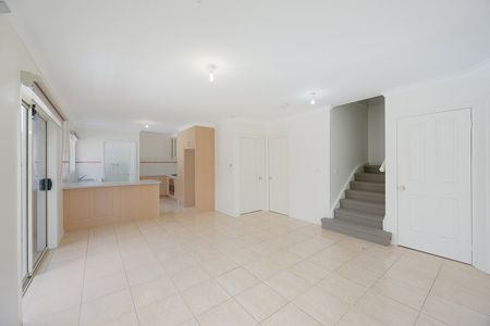 1/45 Messmate Street, Lalor VIC 3075 - Photo 2