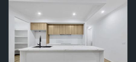 “Brand new 4 bedrooms available!!” - Photo 4