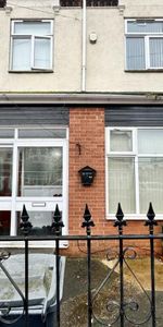 1 bedroom in a house share to rent - Photo 3