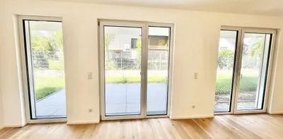 Wettengelgasse | DREI-ZIMMER-GARTENWOHNUNG IN CHARMANTER VORSTADTGEGEND VON 1230 ZU MIETEN - Photo 2