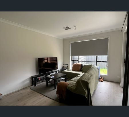 4 Phillis Terrace, Peterhead, SA 5016 - Photo 2